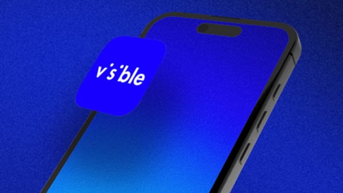 The Visible app on a phone with Verizon 5G signal