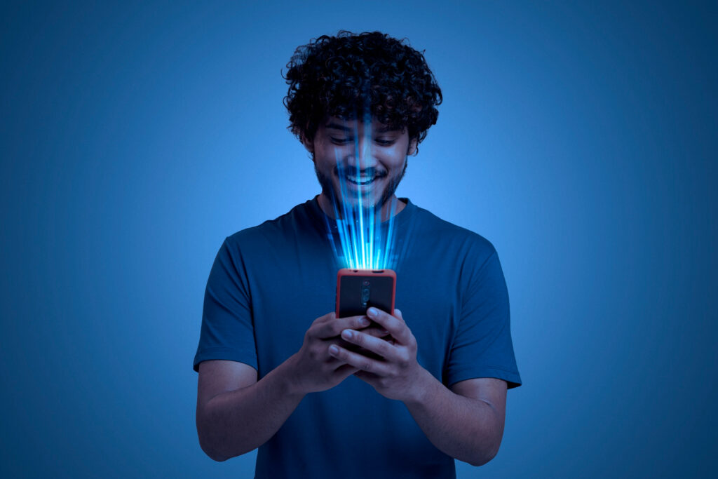 Testing Visible's free trial on a phone
