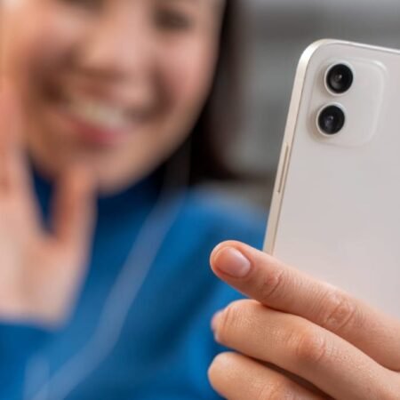 AT&T Deals: Best Phones & Plans for November 2025