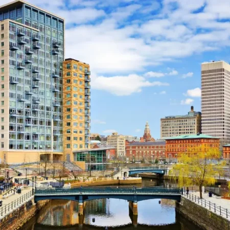Best Cell Phone Plans & Carriers in Cranston, RI