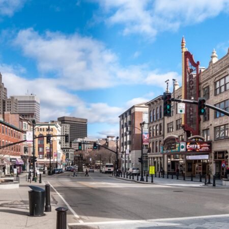 Best Cell Phone Plans & Carriers in Providence, RI