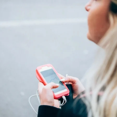 Understanding Throttling vs. Deprioritization
