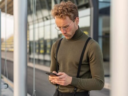 What Happens When You Report a Message as Junk?