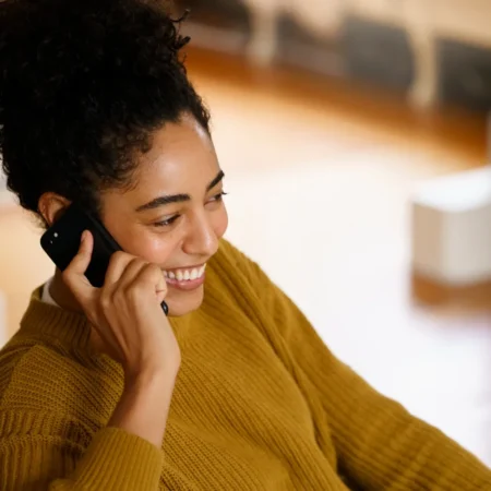 When’s the Best Time to Buy a Cell Phone Plan?