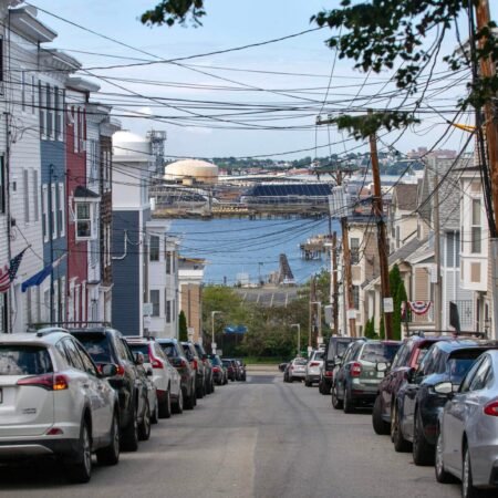 Best Cell Phone Plans & Carriers in Charlestown, MA