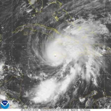 Verizon Waives Fees to Connect Families After Hurricane Melissa