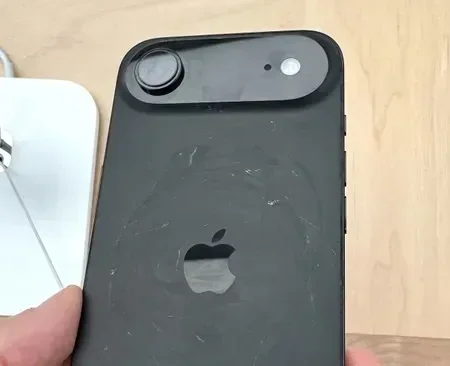 Apple Addresses iPhone 17 Pro/Air ‘Scratchgate’ Durability